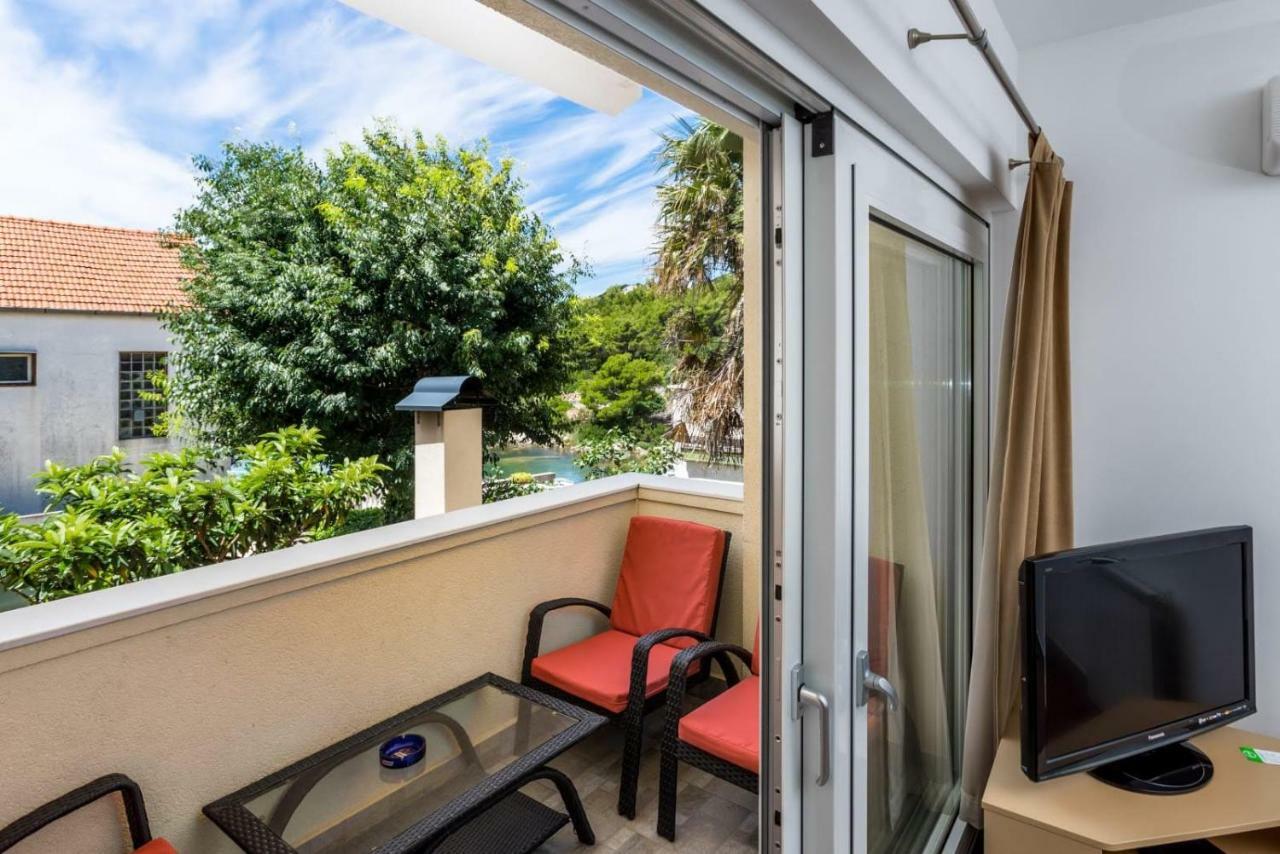 Apartmani Vinko Tribunj-Sovlje Tribalj Exterior foto